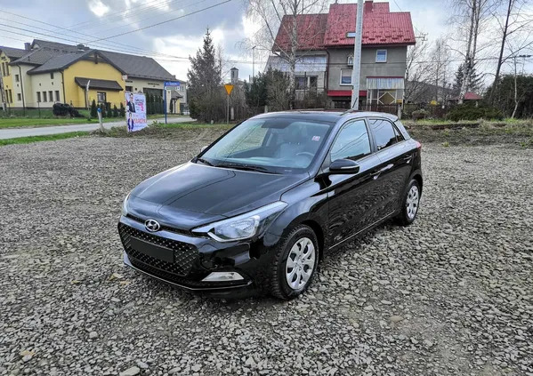 małopolskie Hyundai i20 cena 25900 przebieg: 179000, rok produkcji 2015 z Skarszewy